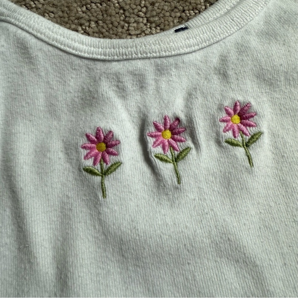 Brandy Melville Floral Cropped Tank - Picture 3 of 4